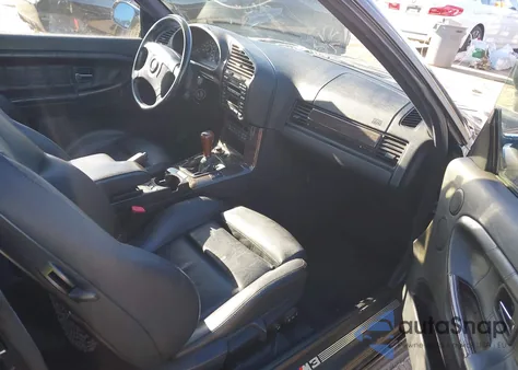 1997 BMW M3 z USA, uszkodzony, nr VIN WBSBG9329VEY76414